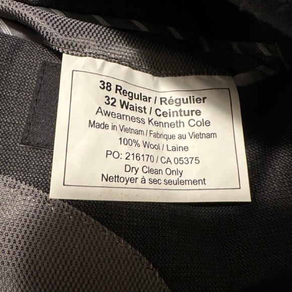 Kenneth Cole Awearness Suit - Grey - Sz 38R/32R - Picture 3 of 7